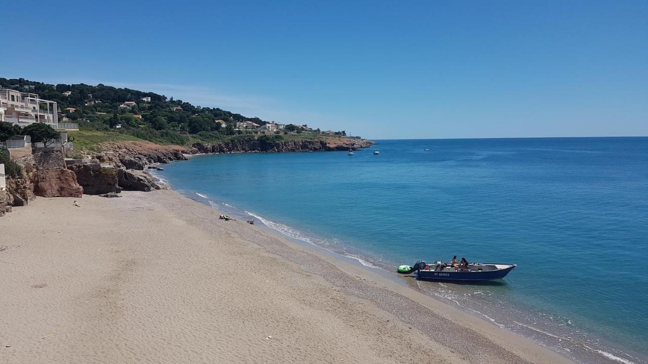 La Perle Marine: Cozy Beachside With Marina View Apartment *